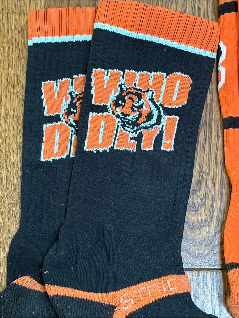 Cincinnati Bengals Orange & Black Crew Socks - Team Logo 2 Pairs